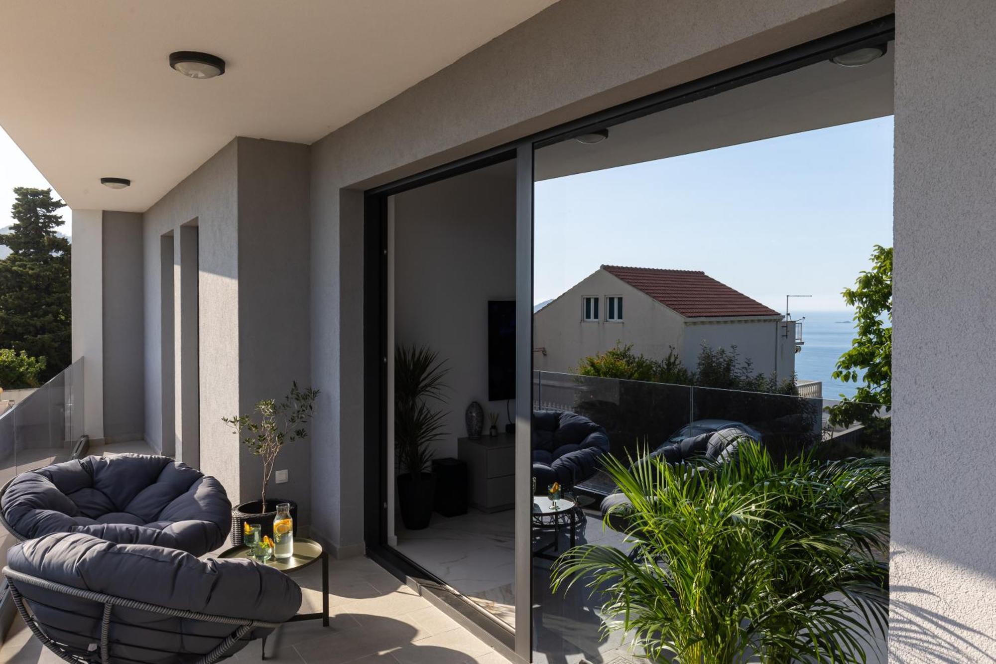 Villaer Luxury Gina